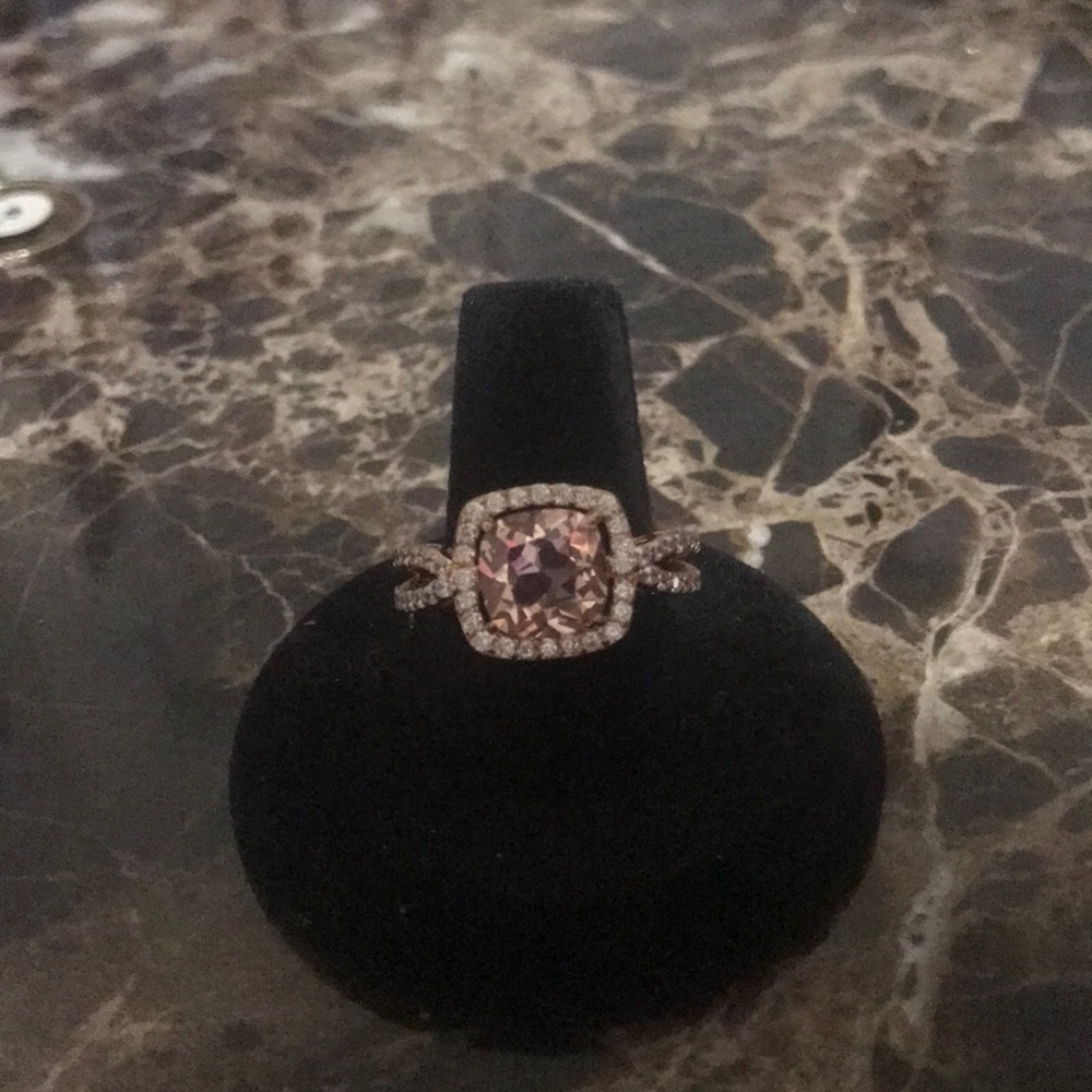 Morganite rose gold ring